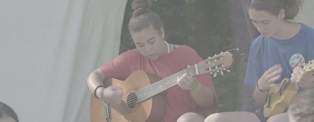 Soc indepe perquè de petita escoltava obrint pas?